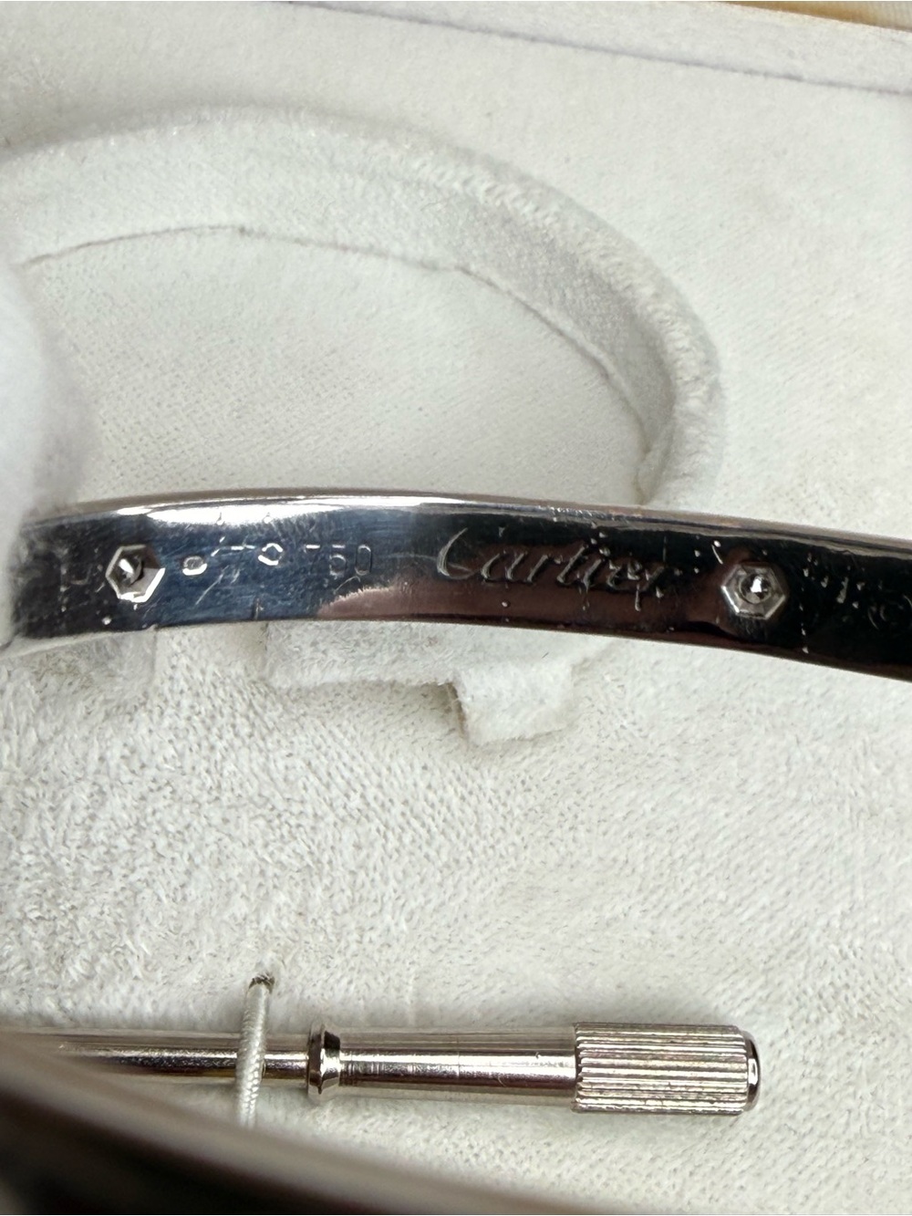 Auth Cartier 18k White Gold 6 Diamond love Bracelet with Red Box Sz 17 - Picture 5 of 14